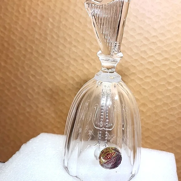 Bell with Lyre Harp Handle. ArtMart Vintage original sticker 24% Lead Crystal - Picture 5 of 12